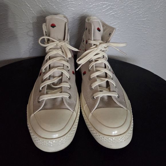 Converse Floral Embroidered High-Tops - Picture 2 of 7